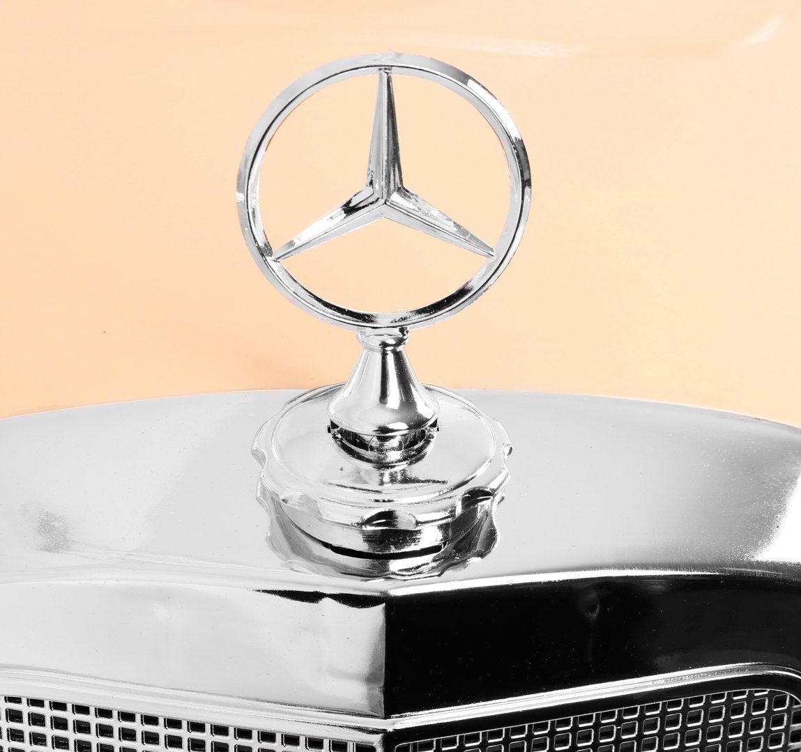 Mercedes Benz 300S Retro dla dzieci Lakier Czarny + Pilot + EVA + Wolny Start + LED MP3