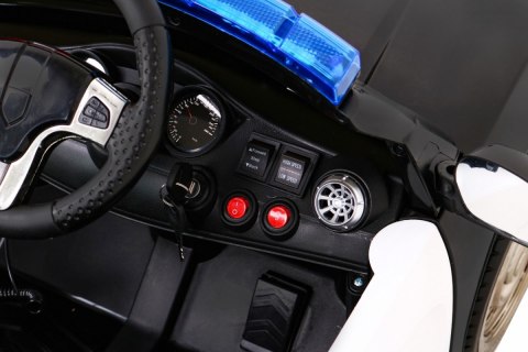 Pojazd Super-Police, radiowóz