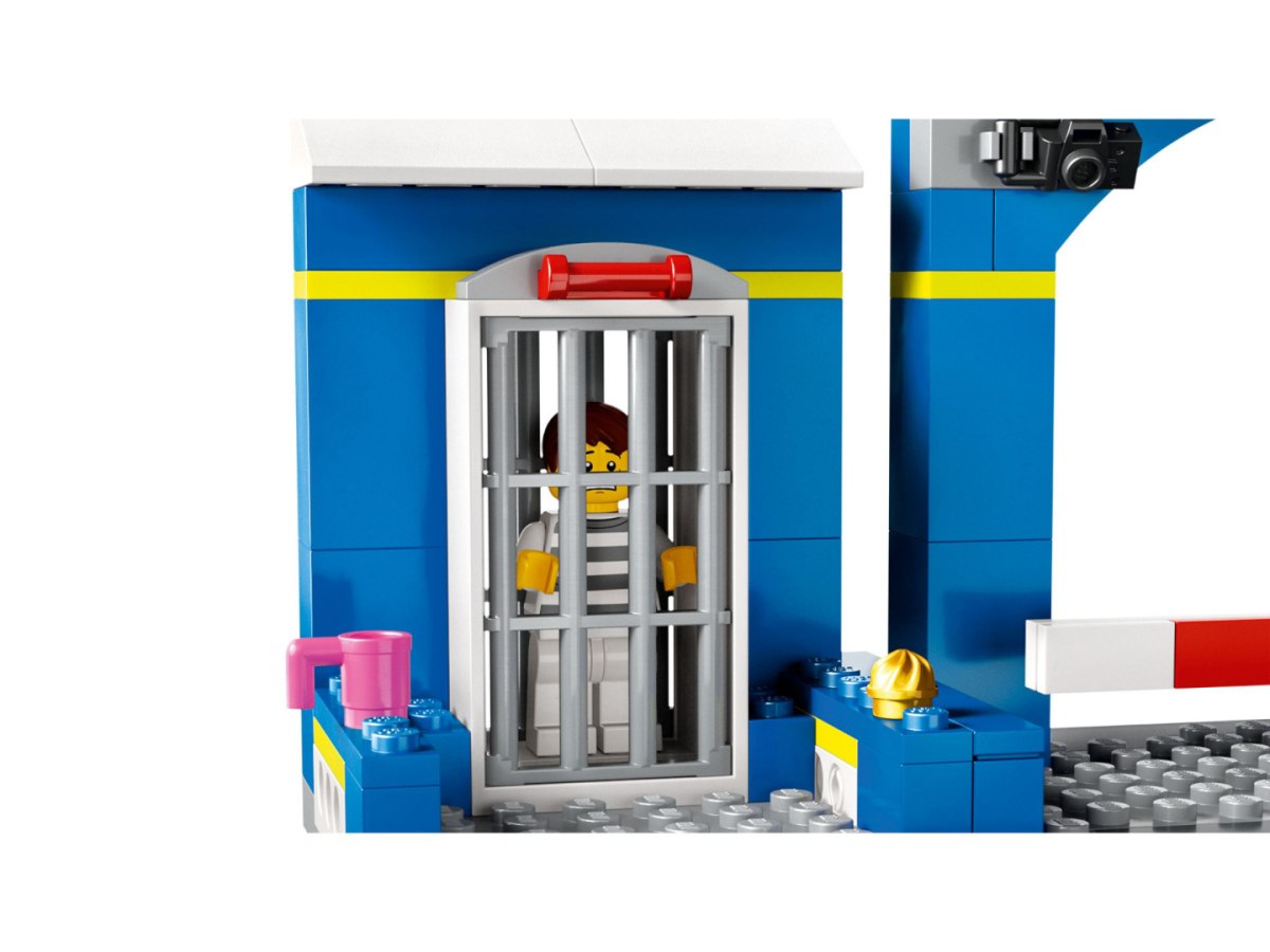 LEGO 60370 City Posterunek policji - pościg