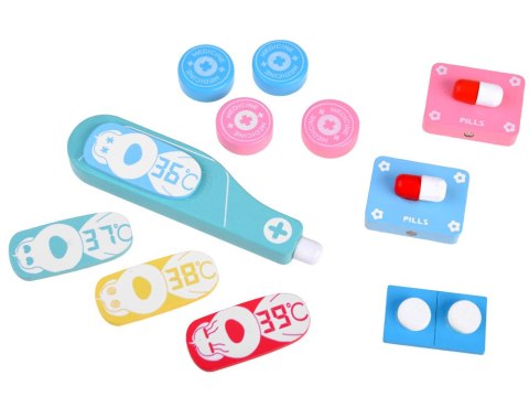 Zestaw MAŁY LEKARZ doktor drewniane akcesoria kuferek ZA4146