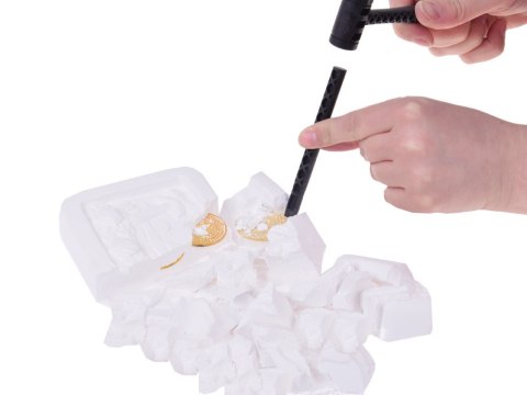 Mały archeolog wykopaliska monety kopalnia złota szukanie skarbów ZA5596