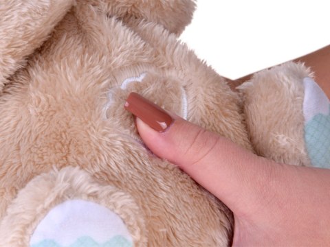 Przytulanka oddychająca WYDRA kołysanki biały szum lampka nocna ZA5672