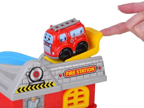 Zestaw Garaż samochodowy ze zjazdem STRAŻ POŻARNA + auto strażackie ZA5691