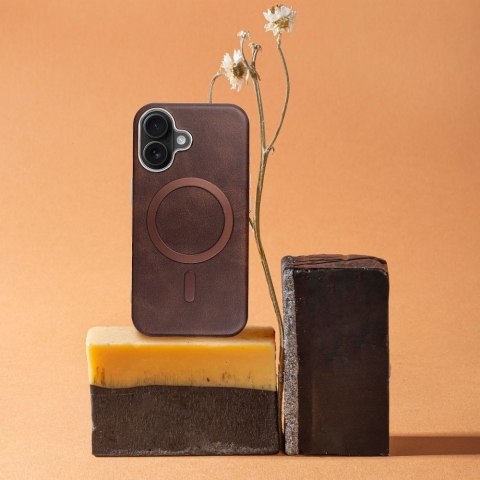 Futerał do iPhone 11 Gentleman Mag Cover zgodny z MagSafe brązowy