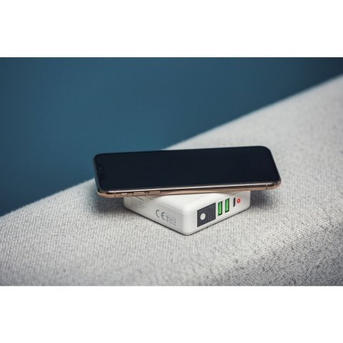 Wielofunkcyjna ładowarka Forcell F-Energy 4w1 2 x USB A + USB C 15W + power bank 8000mAh + ładowanie bezprzewodowe biała