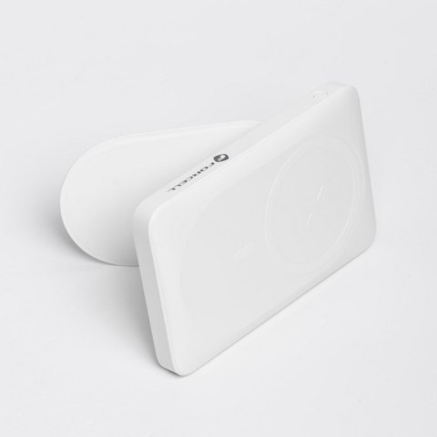 Powerbank zgodny z MagSafe Forcell F-Energy MagStand F10K2 QC3.0 PD 5A 20W 10000 mAh biały