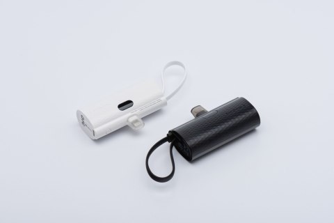 Powerbank Forcell F-Energy Power Plug F5K3 PD 20W 5000 mAh z wbudowanym złączem Lightning czarny