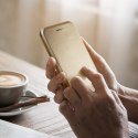 Etui z klapką na Samsung A26 Elegance Book złote