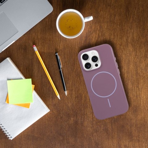 Etui na iPhone 17 Glossy Mag Cover zgodny z MagSafe fioletowe