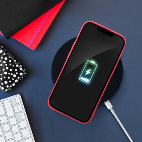 Etui na iPhone 13 Silicone brzoskwiniowe