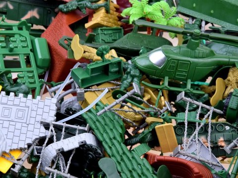 Żołnierzyki Duży zestaw militarny: WOJSKO - figurki czołg broń wozy ZA2672
